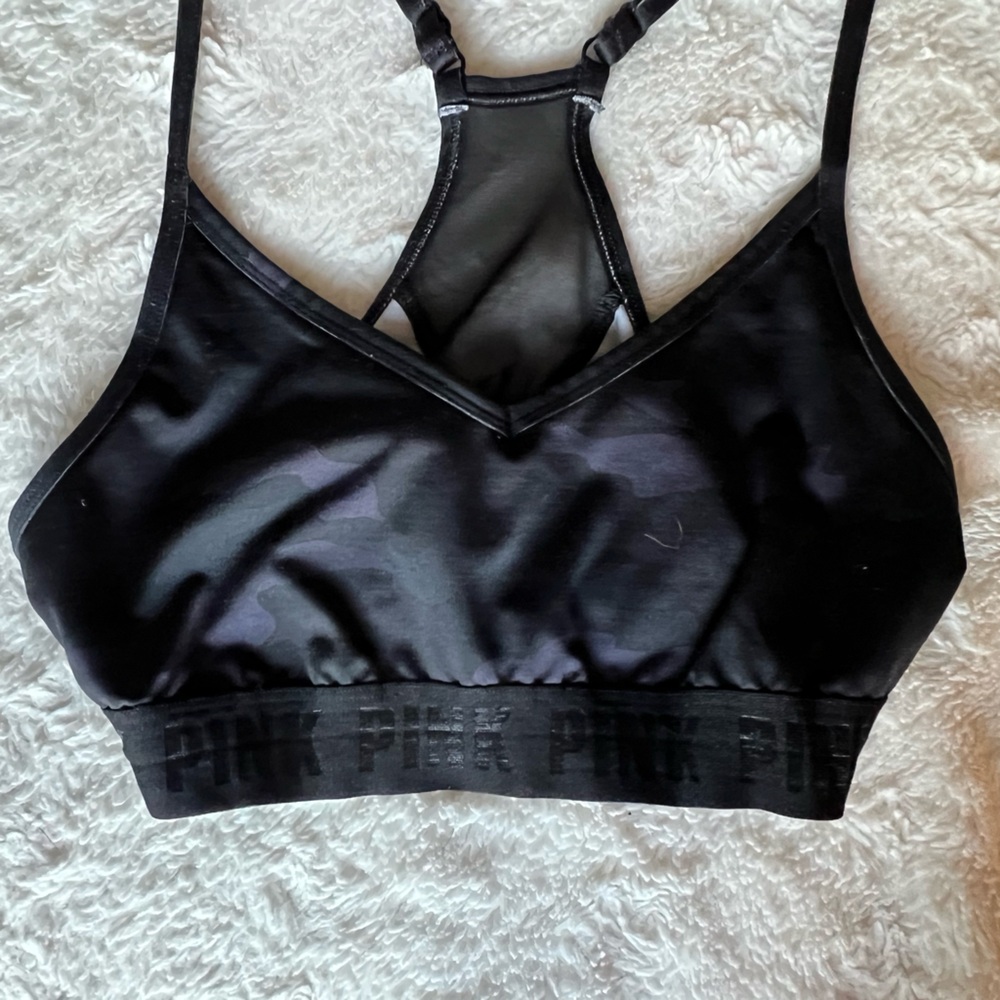 Pink sports wear bra - Black Camo